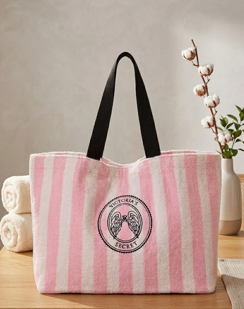 Bolsa de Playa Grande de Material Afelpado by Victoria's Secret