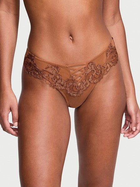 Panty brasileña con bordado floral Victoria´s Secret