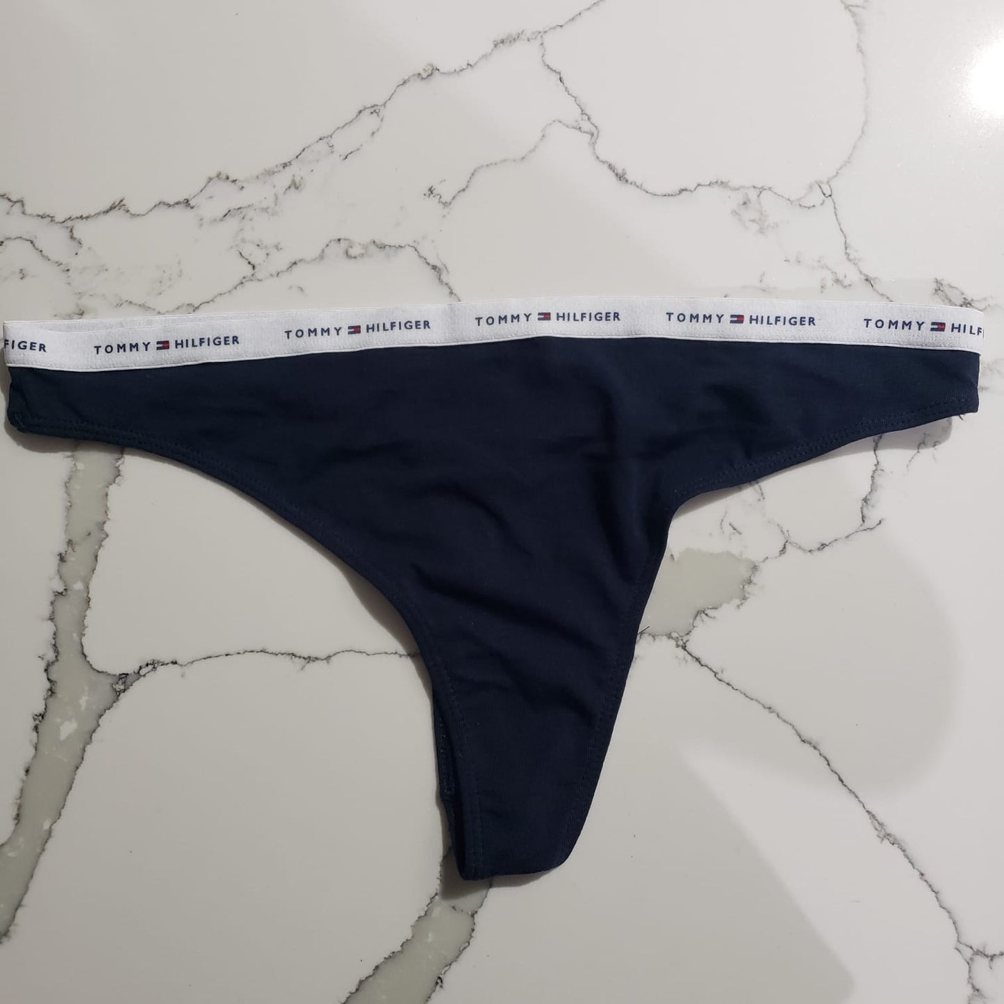 Tommy Hilfiger tanga de algodón