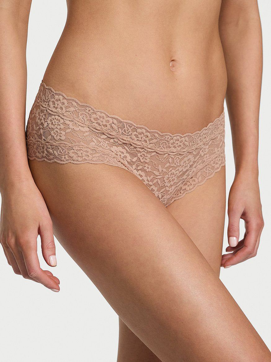 Cheeky Lacie de Encaje Nuevo by Victoria's Secret