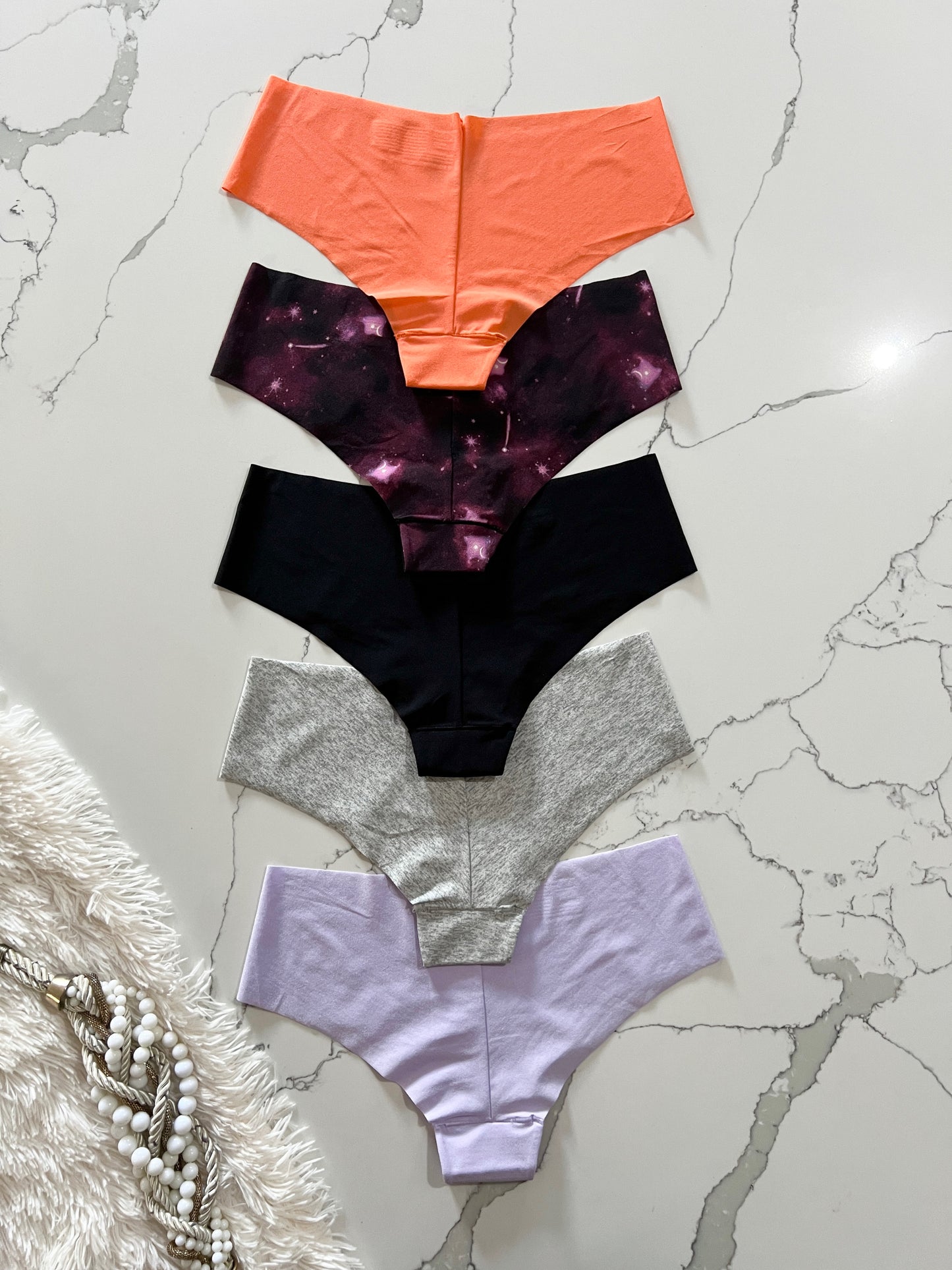 Cheeky Invisible sin costuras by PINK - Victoria's Secret