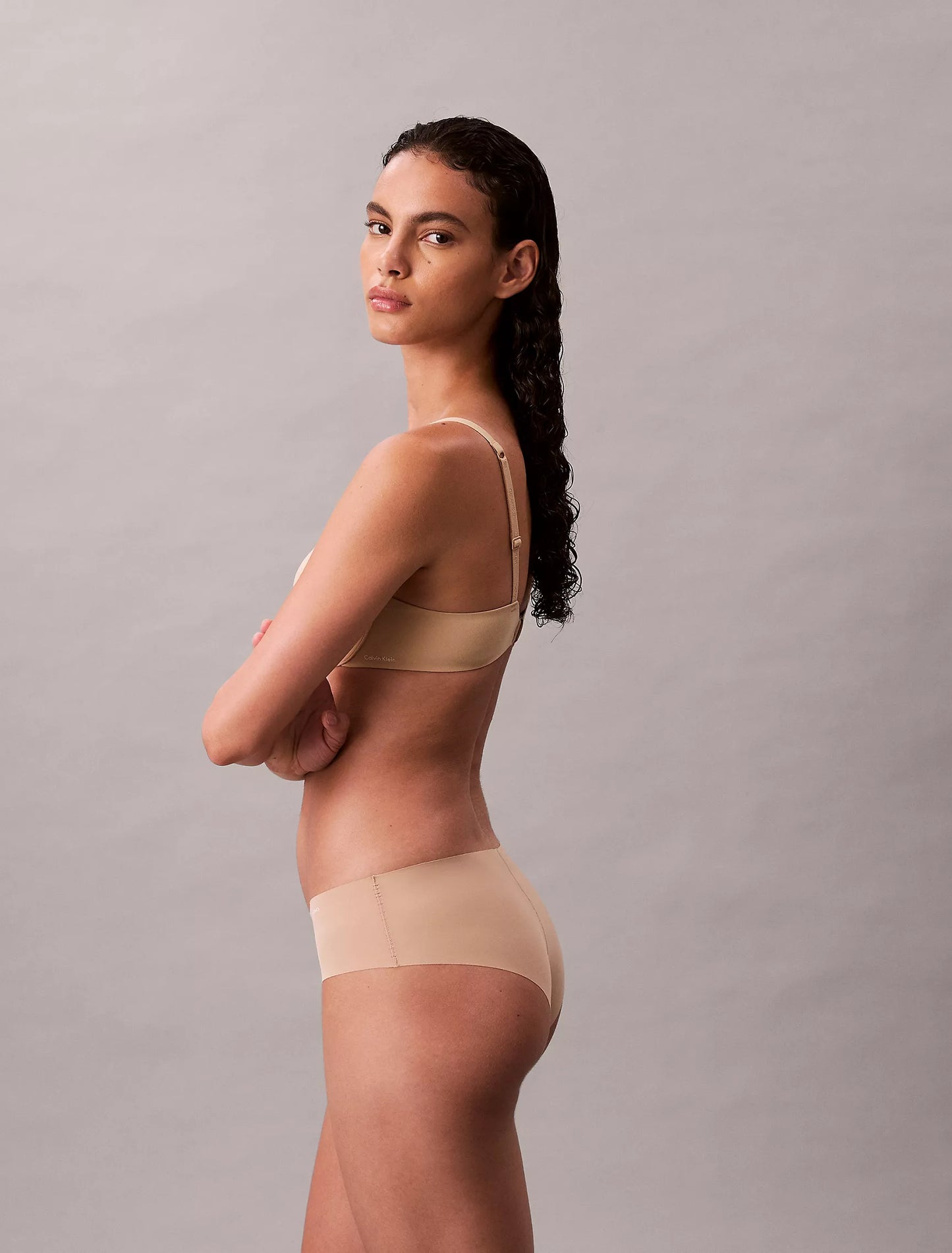 Calvin Klein Cheeky Hipsters invisibles sin costuras